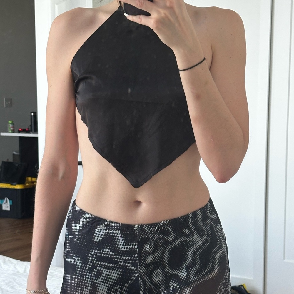 Kikiriki Backless Halter Top